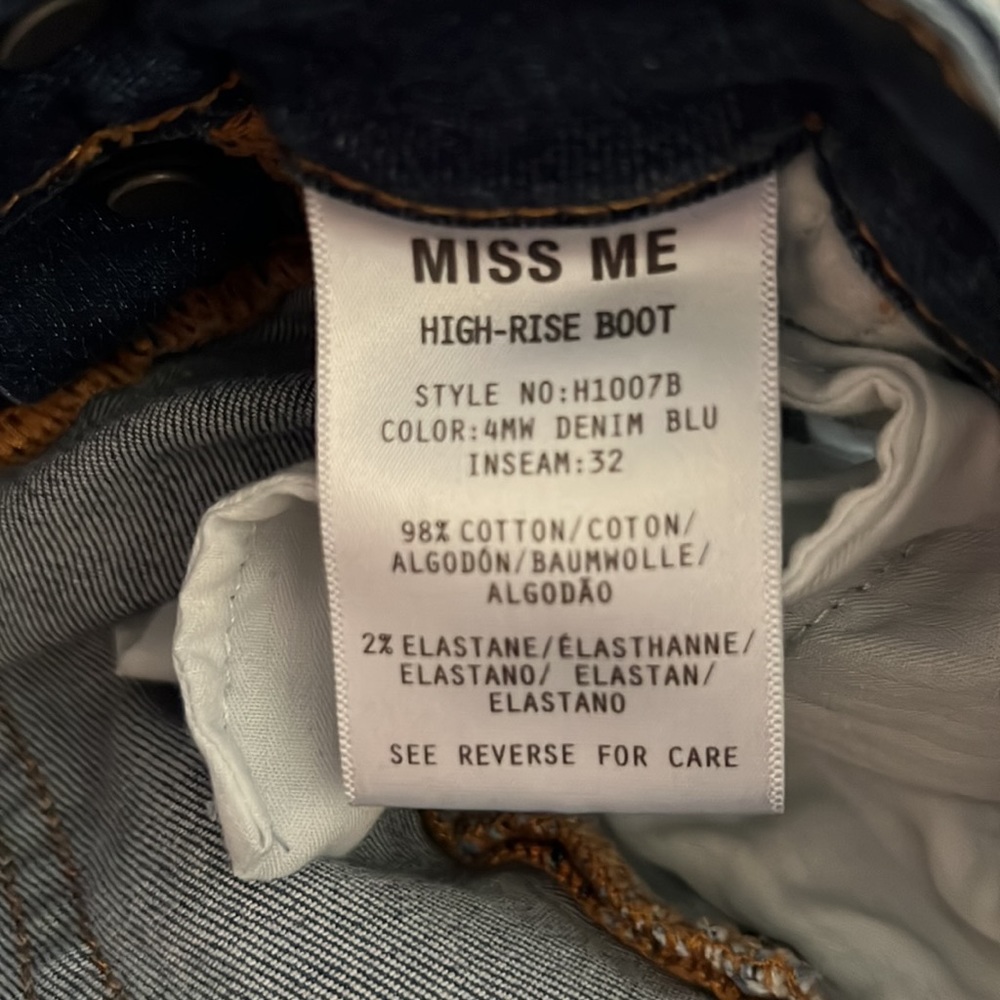 Women’s size 28 Miss Me denim. - Picture 5 of 5